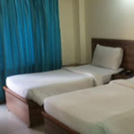 Blue Lily Beach Resort Purî Extérieur photo